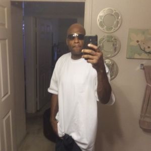 Meet your Posher, Derrick